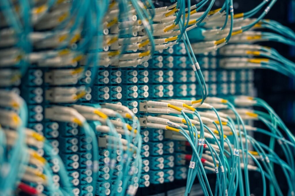 Fiber optic cabling in a data center